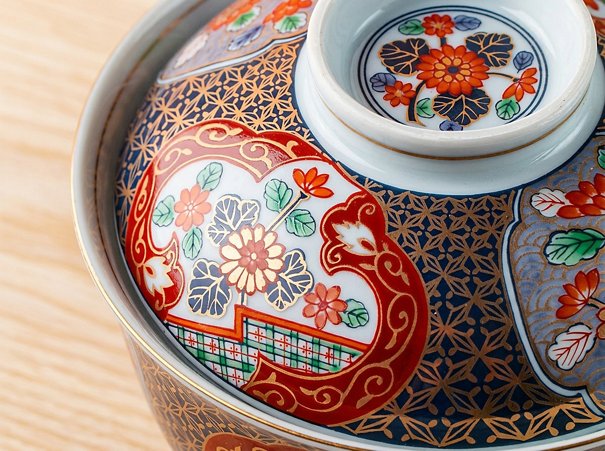 zestaw misek z pokrywkami imari — kozan kiln, era showa