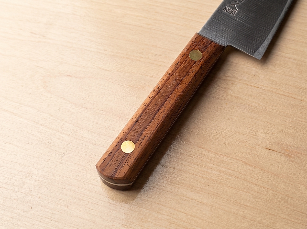 Gyuto Minamoto Sukehisa